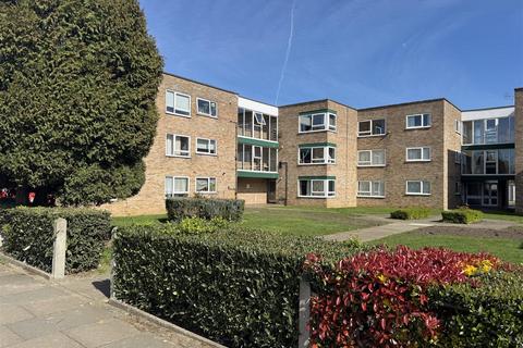 2 bedroom flat to rent, Sudbury Avenue, Wembley