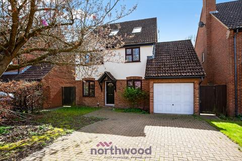 undefined, Heywood Avenue, Maidenhead, SL6