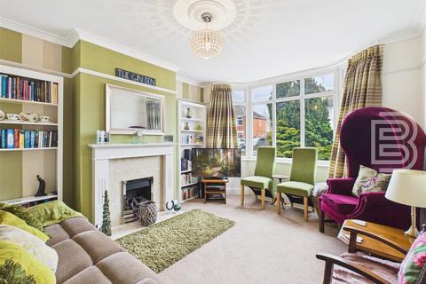 3 bedroom semi-detached house for sale, Hillfield Road, Rugby CV22
