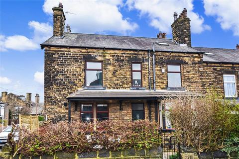 4 bedroom terraced house for sale, Rosemont Avenue, Bramley, Leeds