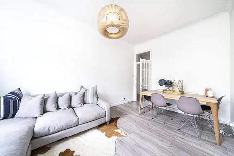 1 bedroom flat for sale, Gloucester Terrace, LONDON, W2