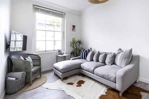1 bedroom flat for sale, Gloucester Terrace, LONDON, W2