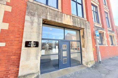 Studio to rent, Newton Road, Yeovil, BA20