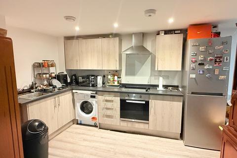 Studio to rent, Newton Road, Yeovil, BA20