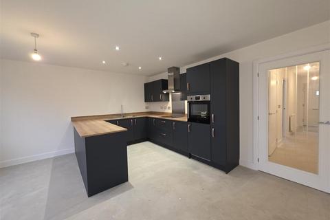 2 bedroom semi-detached bungalow for sale, Heather Pastures, Scarborough YO11