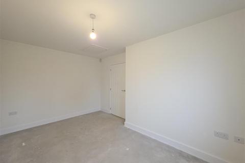 2 bedroom semi-detached bungalow for sale, Heather Pastures, Scarborough YO11