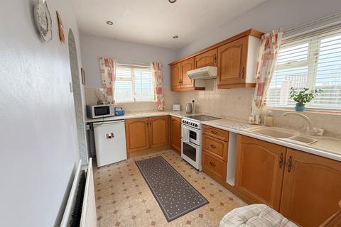 undefined, Tewkesbury GL20