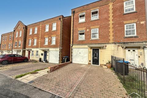 3 bedroom end of terrace house for sale, St. Georges Drive, Bournemouth, BH11 8