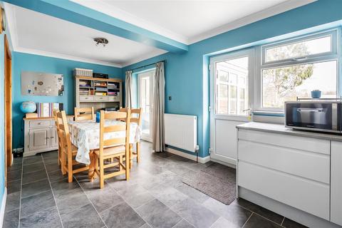 4 bedroom semi-detached house for sale, COBHAM ROAD, FETCHAM, KT22
