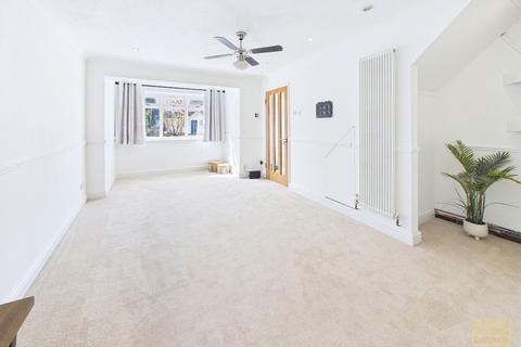 2 bedroom semi-detached house for sale, Caithness Road, Stamford PE9
