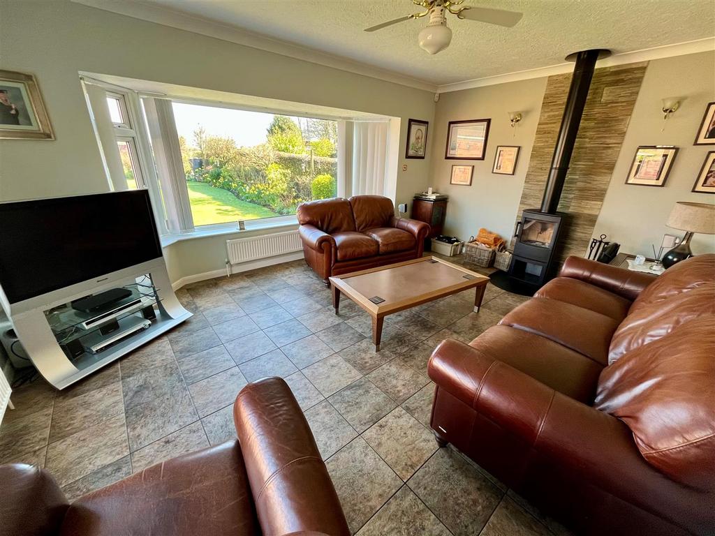 Sitting Room.jpg