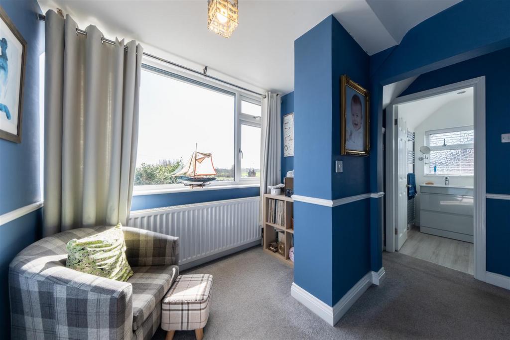 4 Spinner Crescent-029.jpg