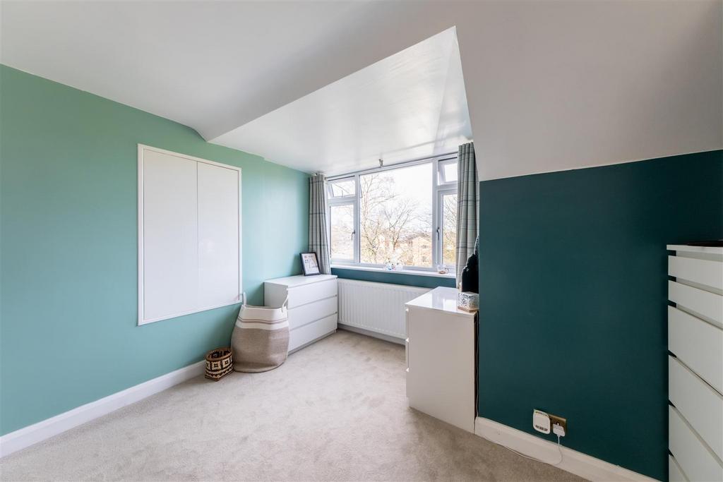 4 Spinner Crescent-022.jpg