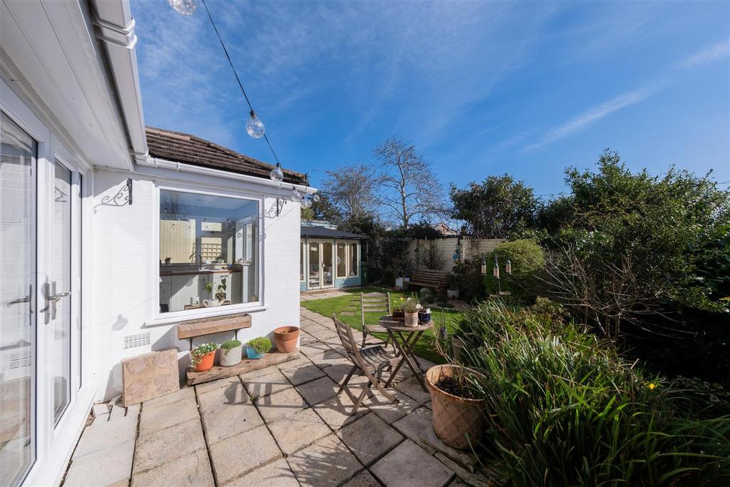 4 Spinner Crescent-039.jpg