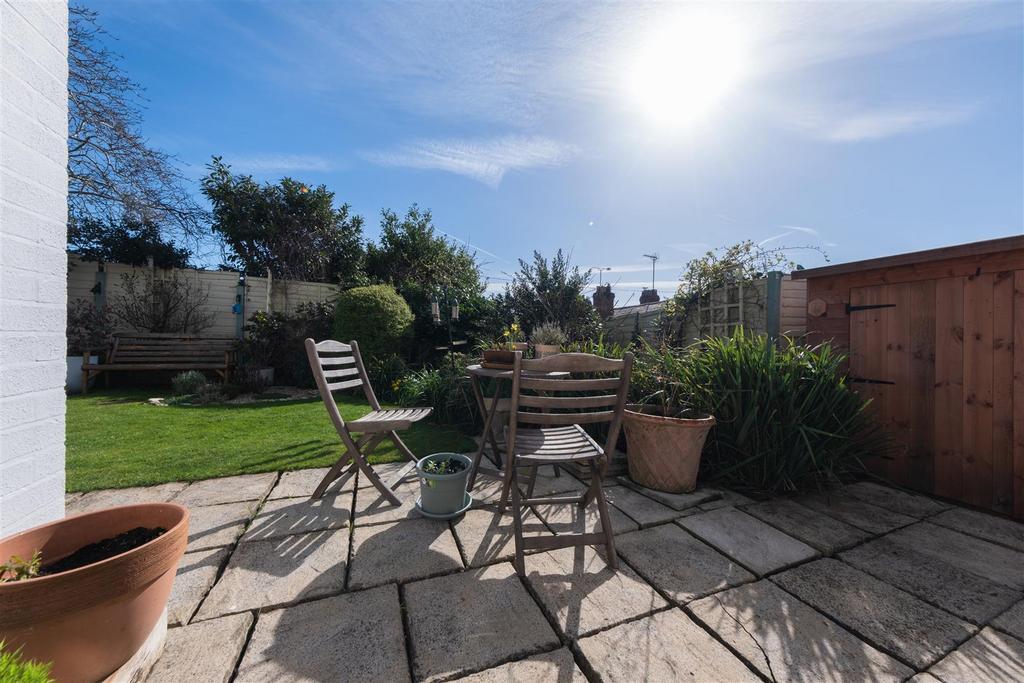 4 Spinner Crescent-040.jpg