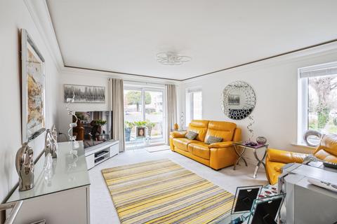 1 bedroom flat for sale, Granville Road, Eastbourne