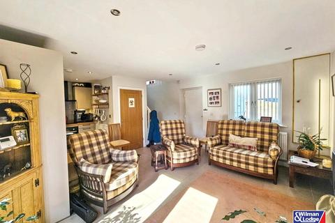 1 bedroom semi-detached house for sale, Brow Top Close, Glusburn