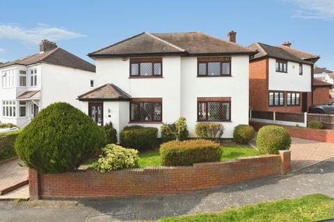 Westwood Avenue, Brentwood, Essex, CM14