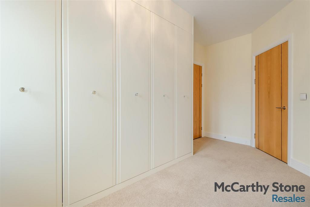 8682824-interior17.jpg