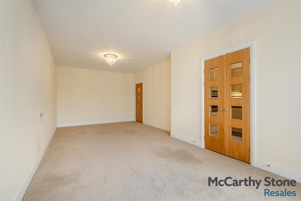 8682824-interior03.jpg