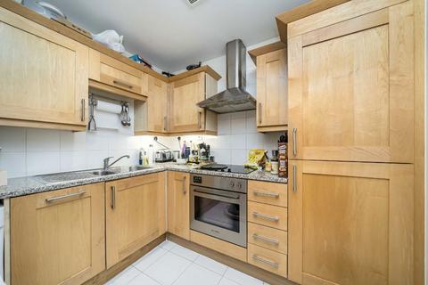 1 bedroom flat for sale, Whitehouse Apartments, London SE1