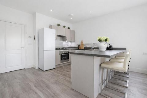 2 bedroom flat for sale, Horizon Place,Studio Way, Borehamwood
