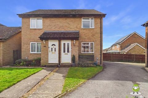 GLOUCESTER DRIVE, BASINGSTOKE, HAMPSHIRE, RG22