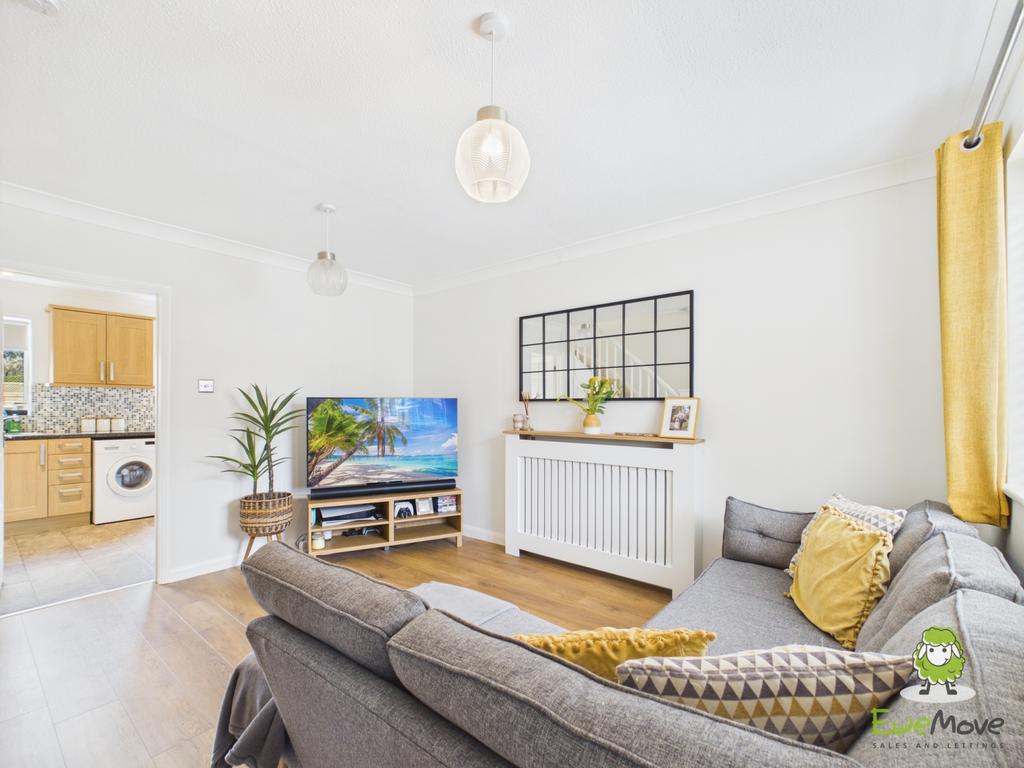 Ewe Move Estate Agents Basingstoke - Gloucester Dri