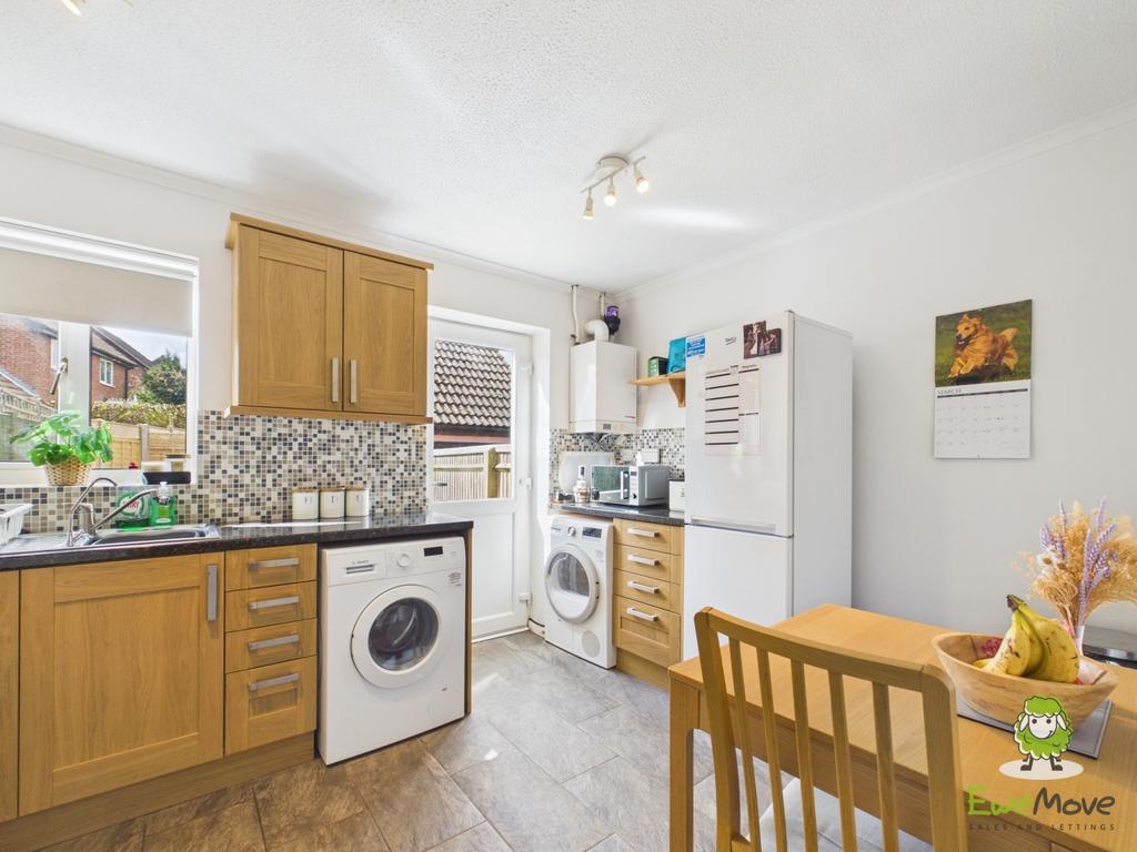 Ewe Move Estate Agents Basingstoke - Gloucester Dri