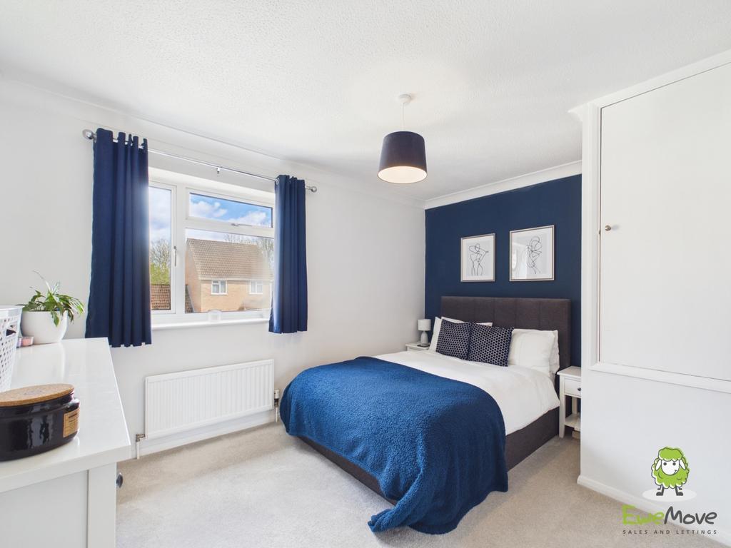 Ewe Move Estate Agents Basingstoke - Gloucester Dri