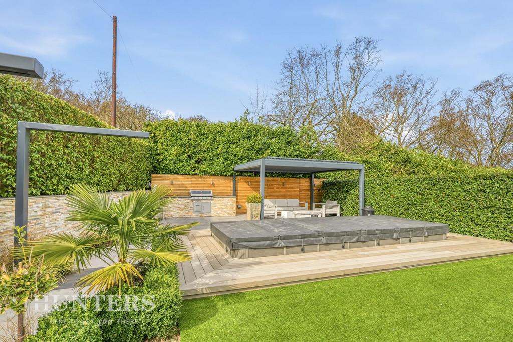 Pool &amp; Patio