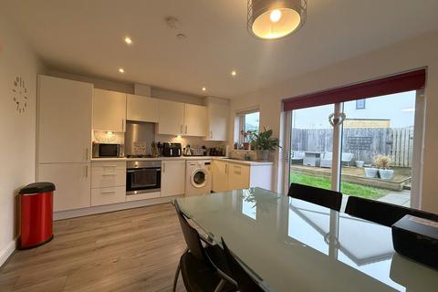 3 bedroom terraced house for sale, Parc Y Coed, Llangefni, Anglesey, LL77