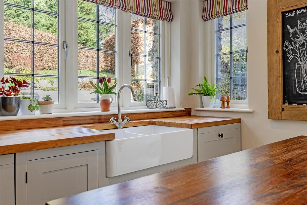 Kitchen-1.jpg
