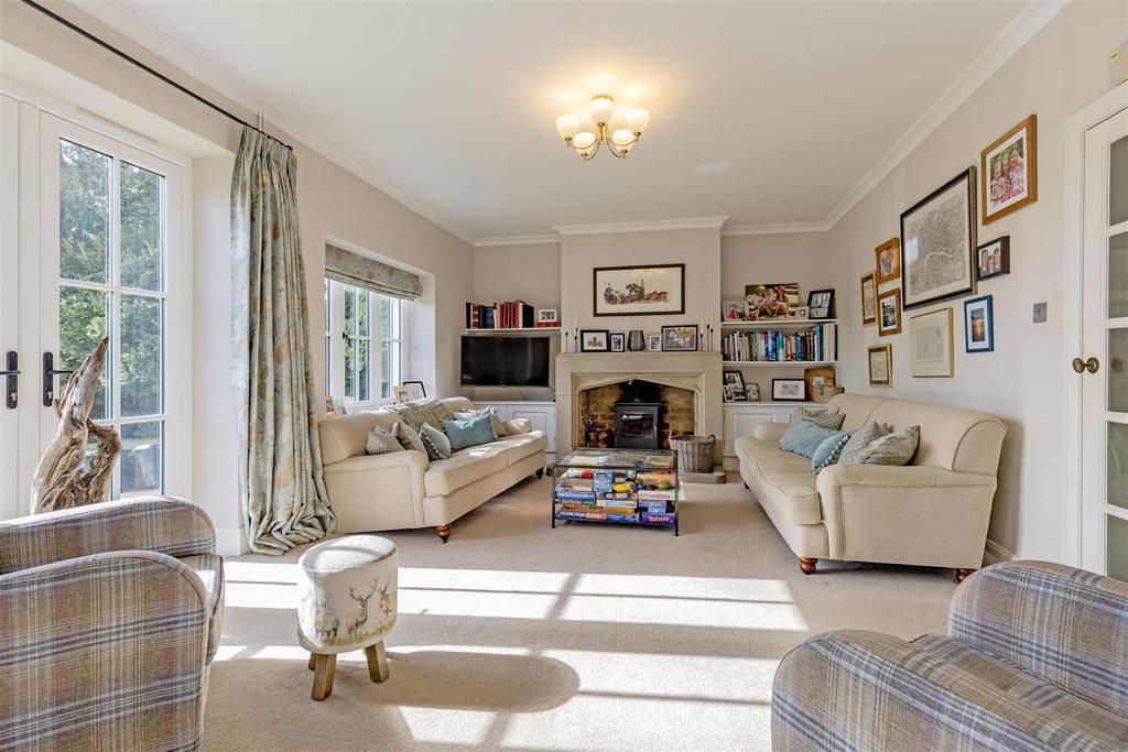 Reception Room-4.jpg
