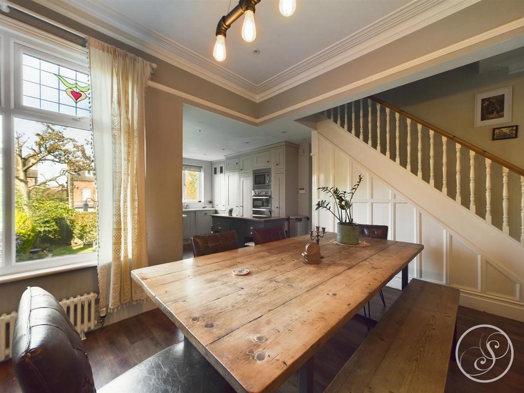 Kitchen diner