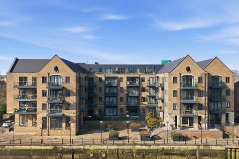 undefined, Lion Wharf Road, Isleworth TW7