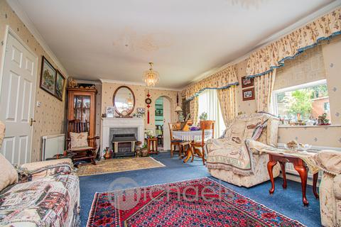 4 bedroom link detached house for sale, Rana Drive, Braintree, CM7