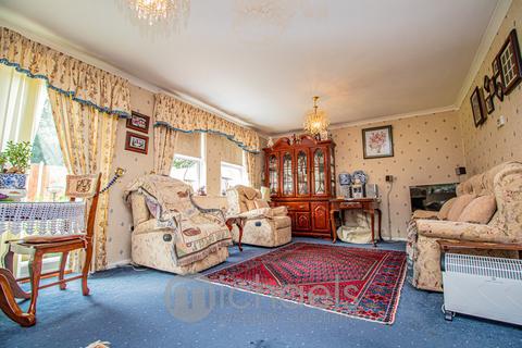 4 bedroom link detached house for sale, Rana Drive, Braintree, CM7