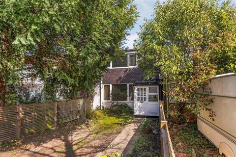 undefined, Cambridge Road, Teddington TW11