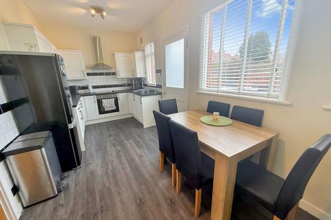 undefined, Lower Road, Wirral CH62