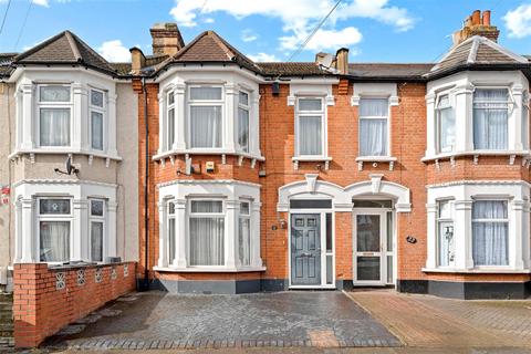 3 bedroom terraced house for sale, Betchworth Road, Seven Kings