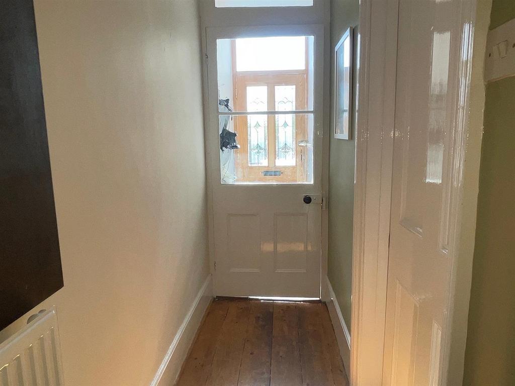 Entrance Vestibule/Hall