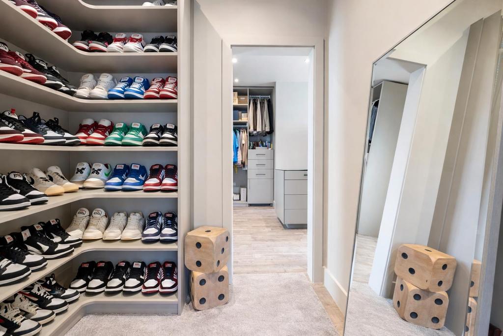 Closet