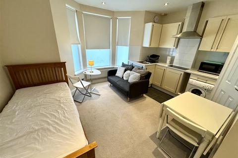 Studio to rent, Kirby Road, Coventry
