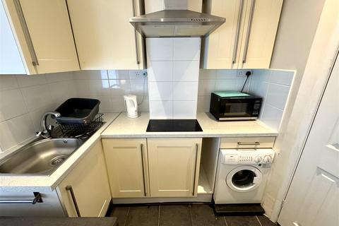 Studio to rent, Kirby Road, Coventry