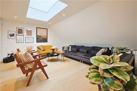 3 bedroom maisonette for sale, Brookfield Mews, Barnes, London, SW13