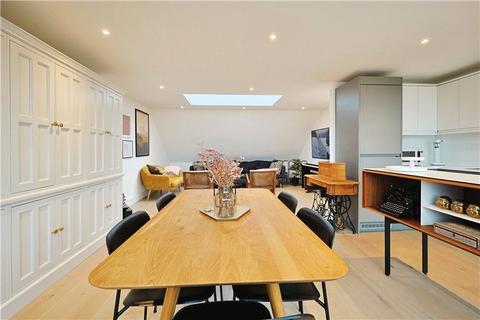 3 bedroom maisonette for sale, Brookfield Mews, Barnes, London, SW13