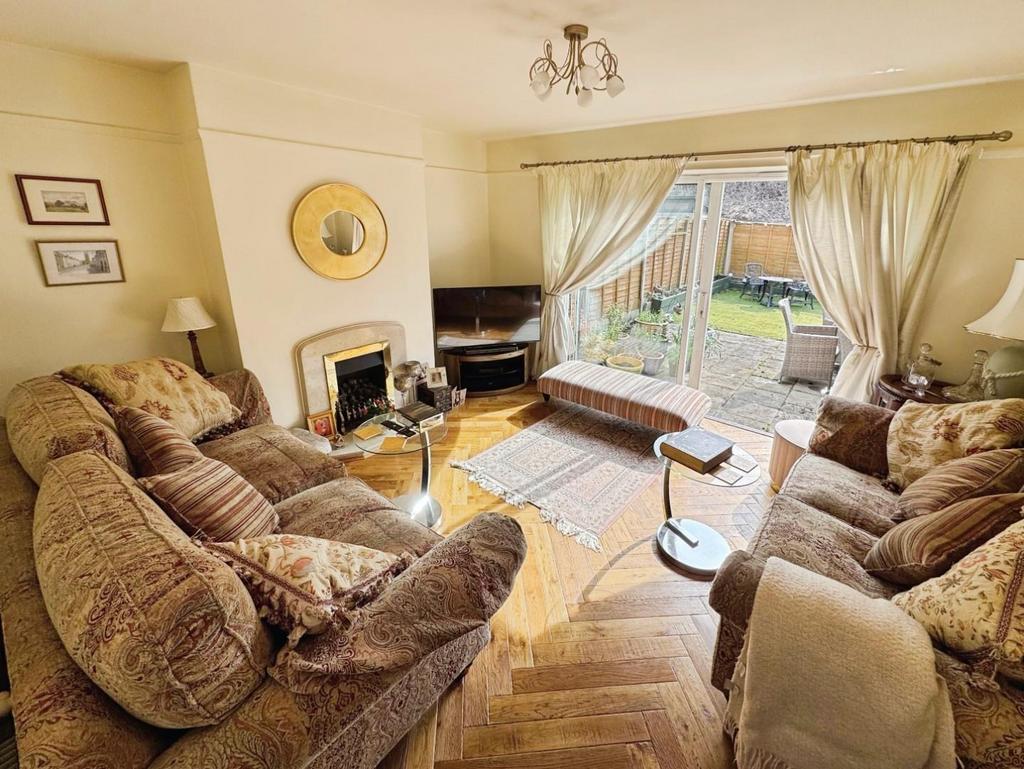 Living Room.jpeg