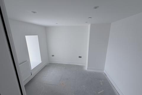 undefined, Top Floor Flat, 5 Market Street, Caergybi, Ynys Mon