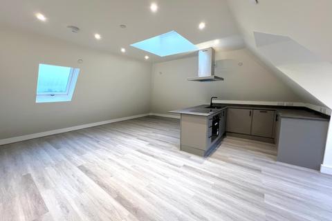 2 bedroom apartment to rent, West Byfleet, Surrey, KT14